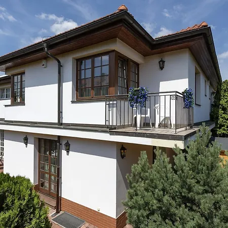 Garden & Wellness Apartman Prága